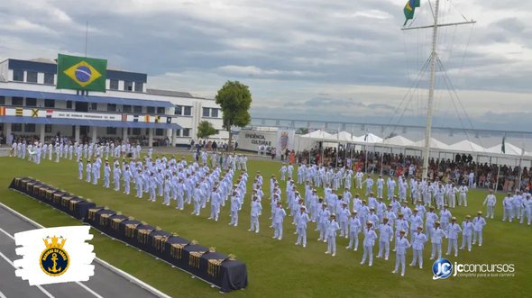 Concurso da Marinha: oficiais durante cerimônia de formatura no Ciaw - Foto: Divulgação